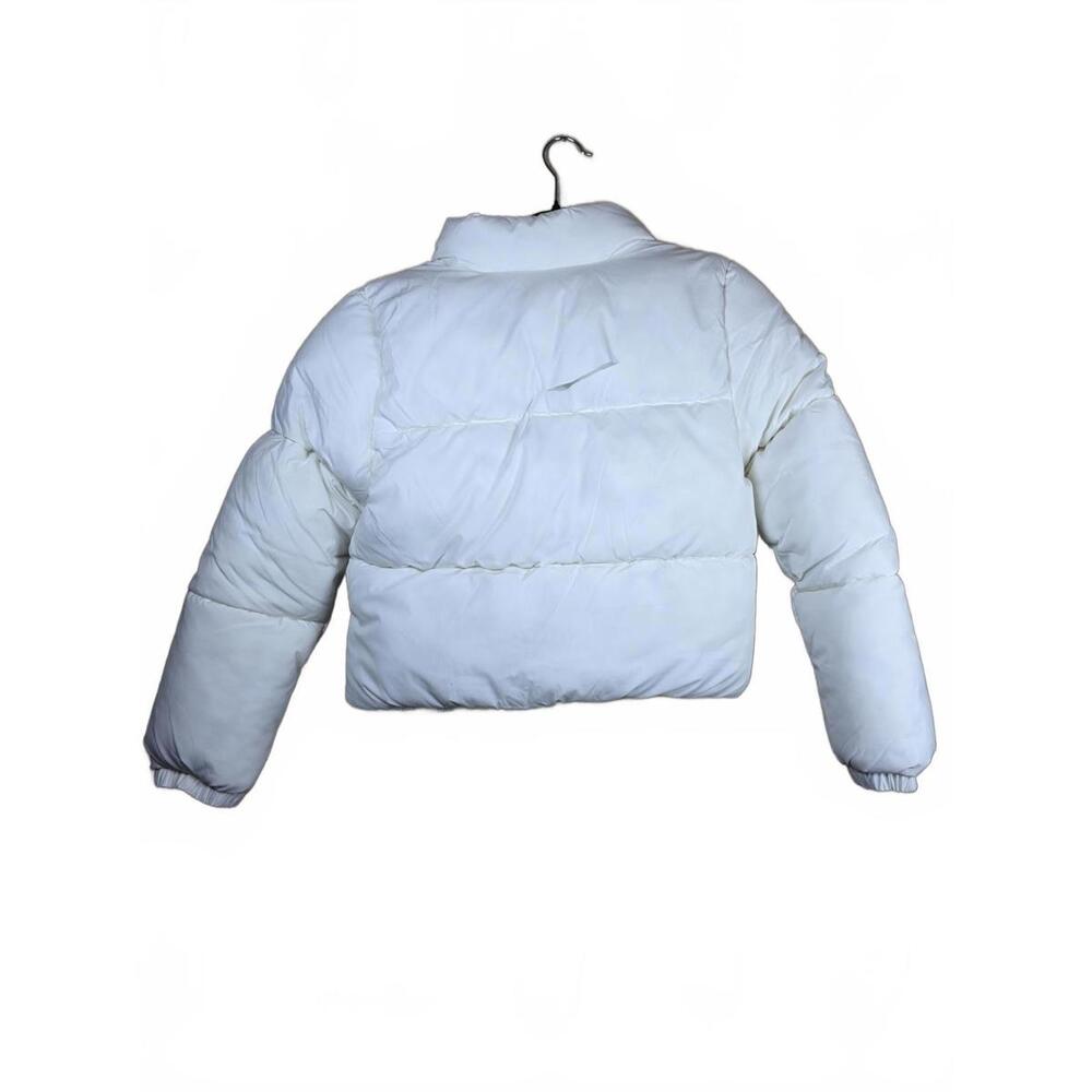 Amazon Essentials Girls' Cropped Puffer Jacket, Eggshell White, X-Large - Picture 3 of 5